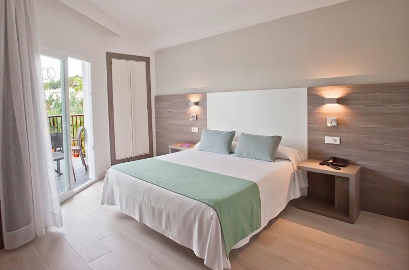 Mallorca utazás Hotel Fergus Bermudas