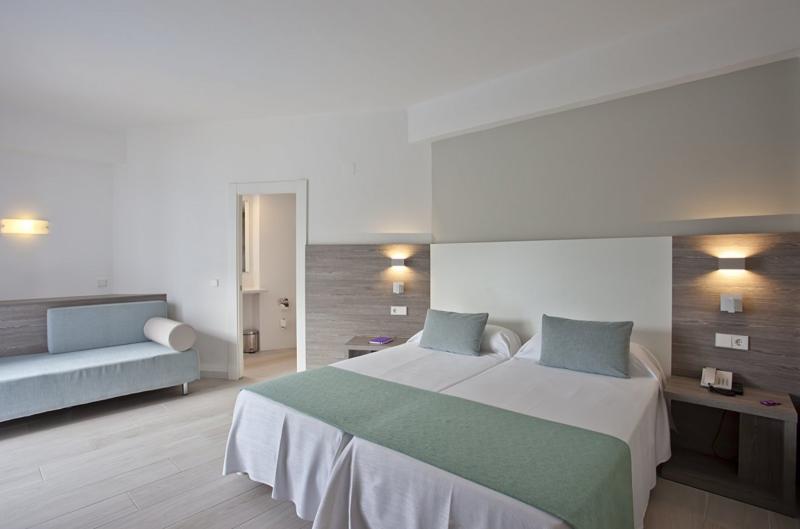 Mallorca utazás Hotel Fergus Bermudas