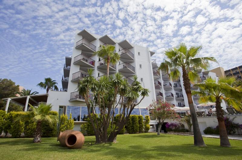 Mallorca utazás Hotel Fergus Bermudas