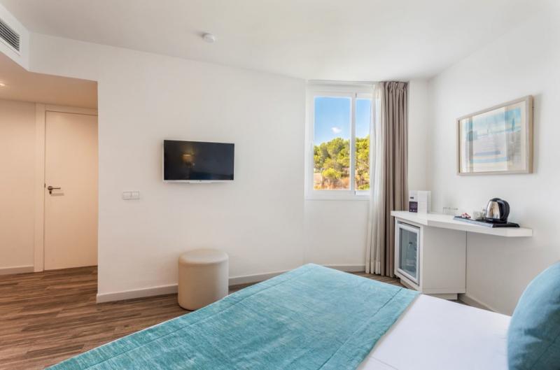 Mallorca Santa Ponsa utazás Hotel Fergus Stlye Cala Blanca Suites