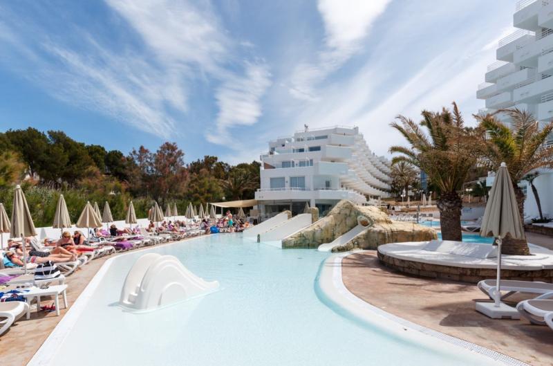 Mallorca Santa Ponsa utazás Hotel Fergus Stlye Cala Blanca Suites