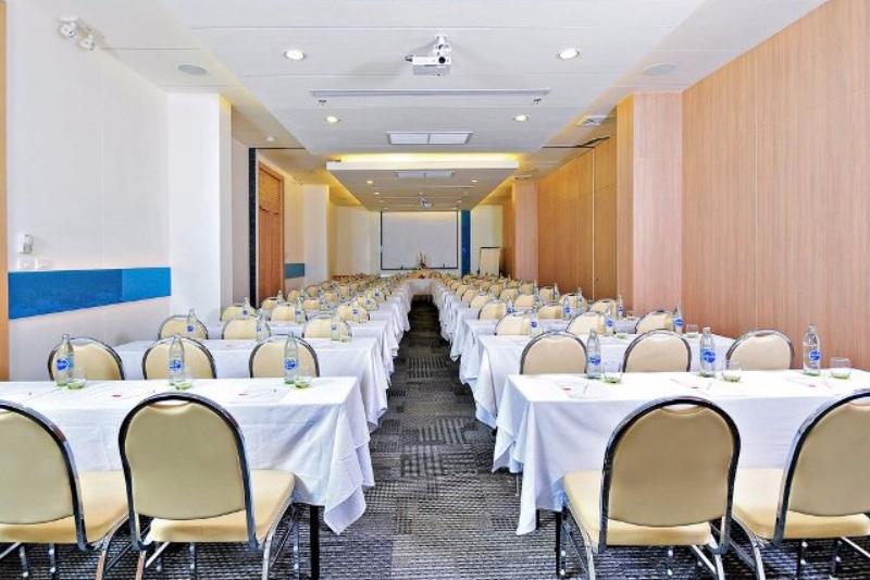 Phuket utazás Hotel Ibis Kata Beach