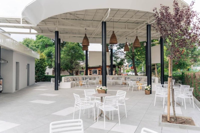 Napospart utazás Hotel Perla