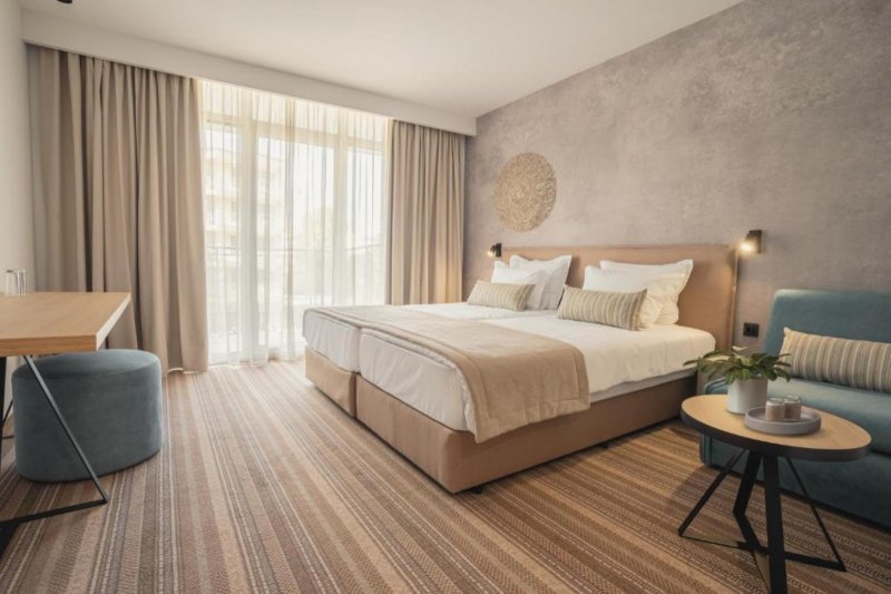 Napospart utazás Hotel Perla