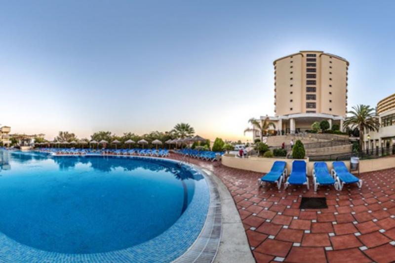 Costa Del Sol Torremolinos utazás Hotel Puente Real