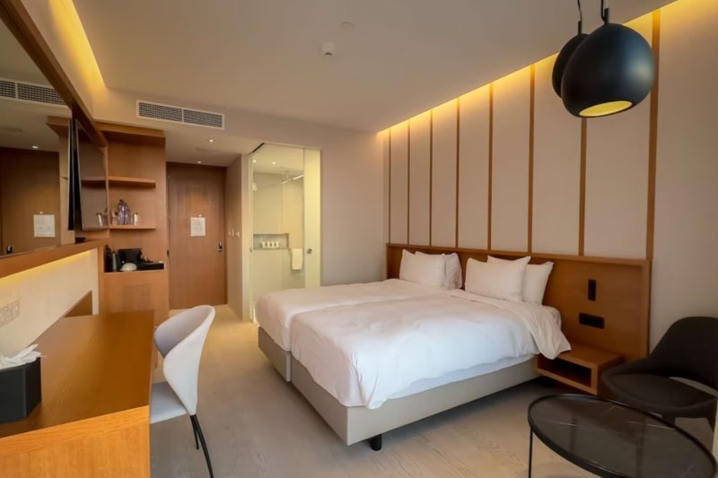 Dél-Ciprus utazás Hotel Radisson Beach Resort