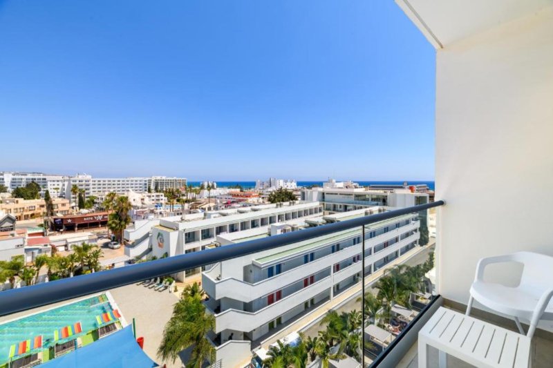 Dél-Ciprus utazás Hotel Tasia Maris Seasons