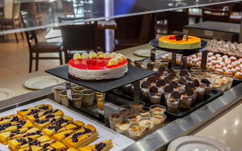 Dél-Ciprus utazás Hotel Tofinis