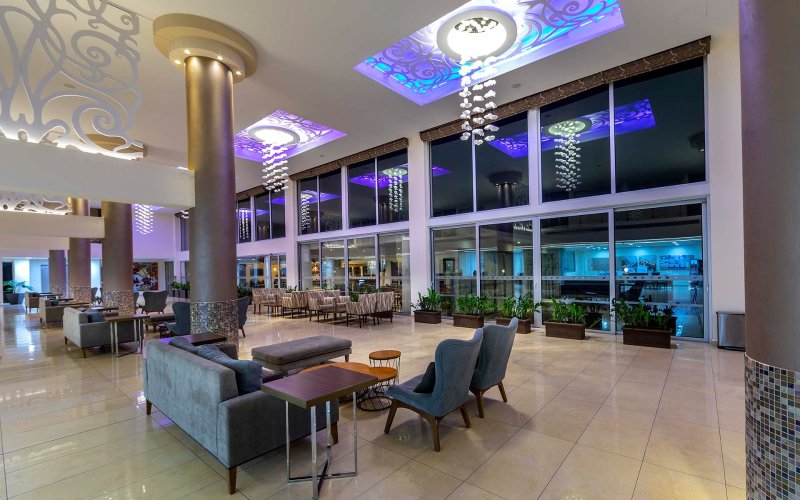 Dél-Ciprus utazás Hotel Tofinis