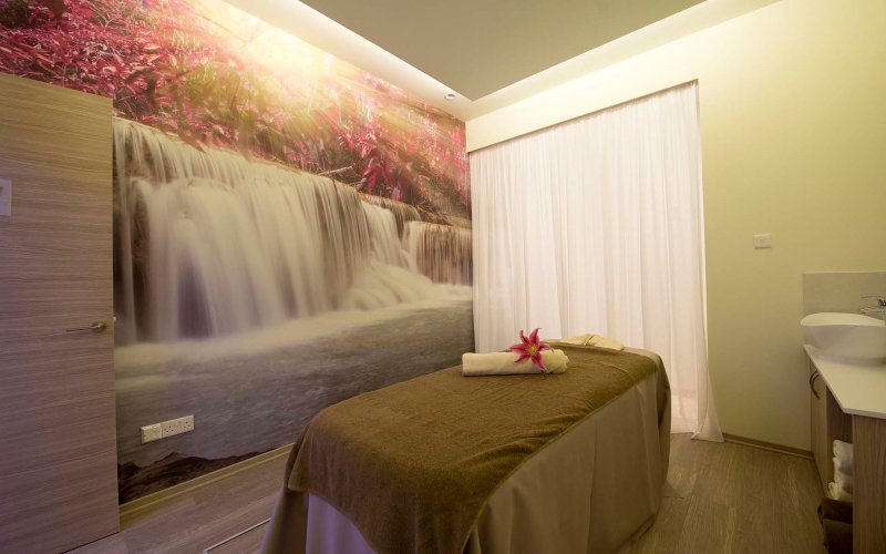 Dél-Ciprus utazás Hotel Tofinis