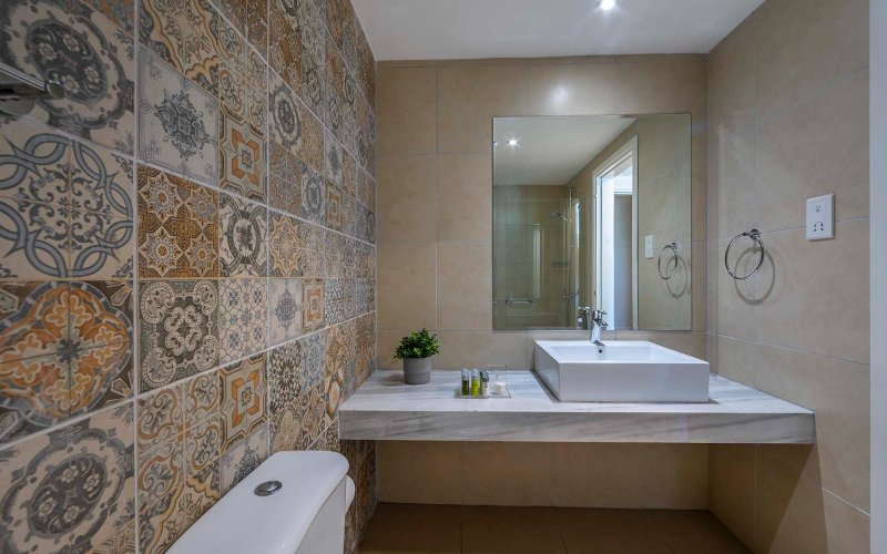 Dél-Ciprus utazás Hotel Tofinis