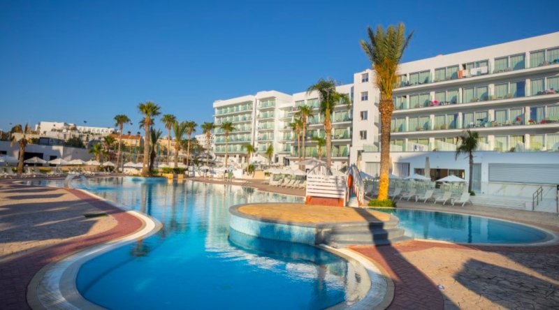 Dél-Ciprus utazás Hotel Tsokkos Beach