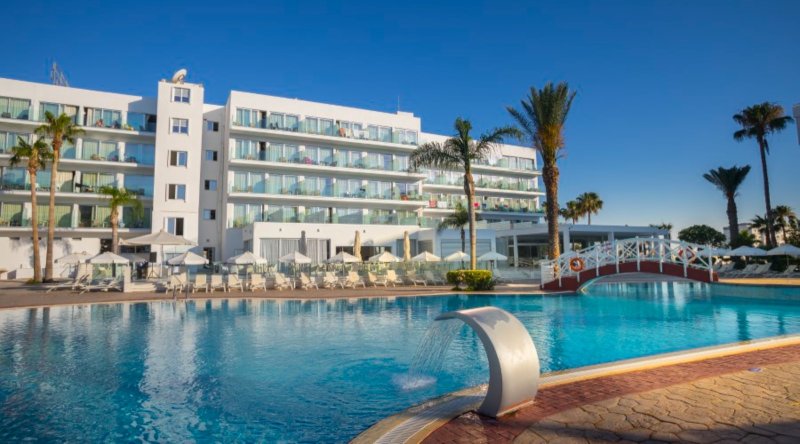 Dél-Ciprus utazás Hotel Tsokkos Beach