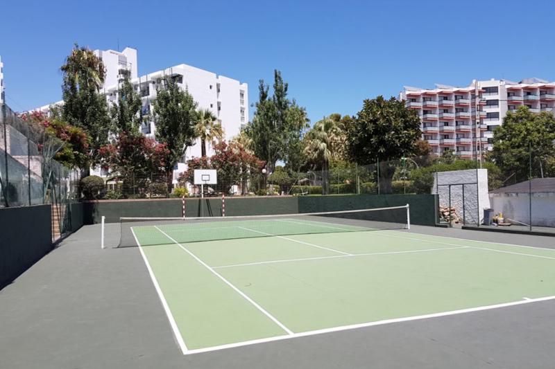 Costa Del Sol Benalmadena utazás San Fermín Hotel