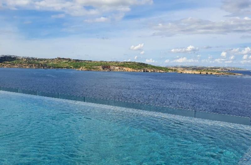 Málta utazás Seaview Hotel