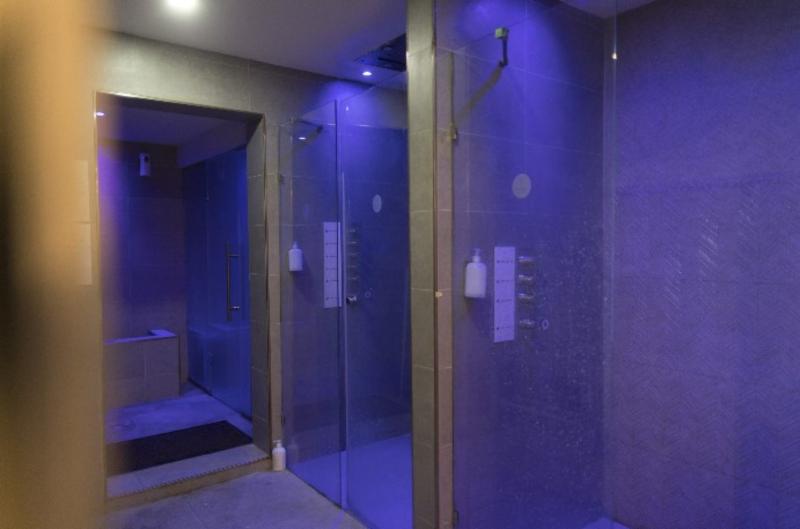 Málta utazás Seaview Hotel