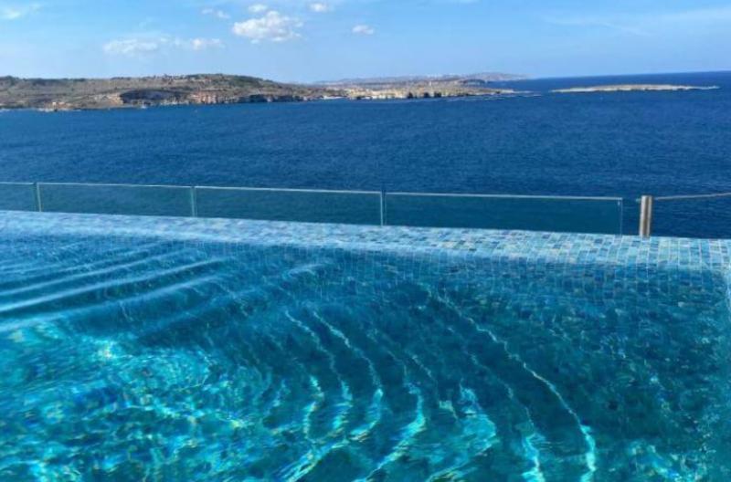 Málta utazás Seaview Hotel