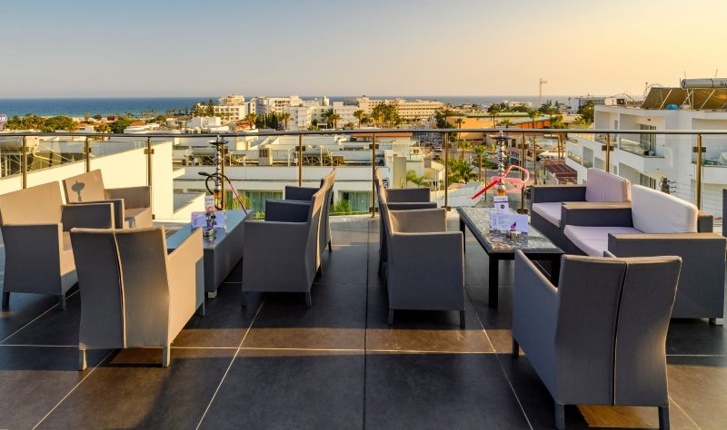 Dél-Ciprus utazás Tasia Maris Oasis Hotel