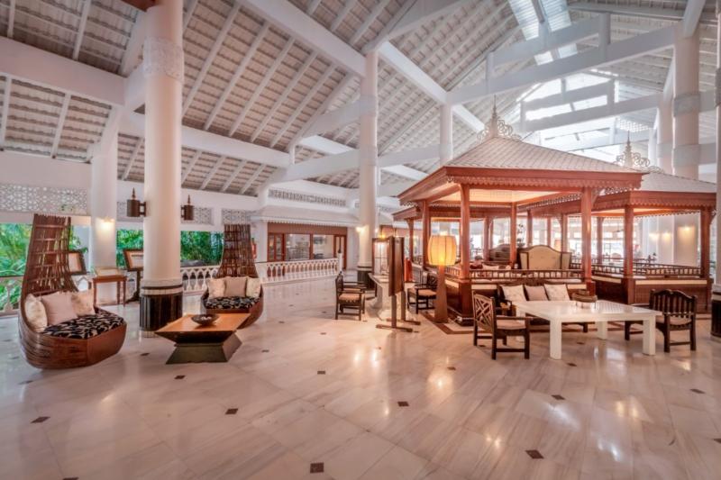 Phuket utazás Thavorn Palm Beach Resort Hotel