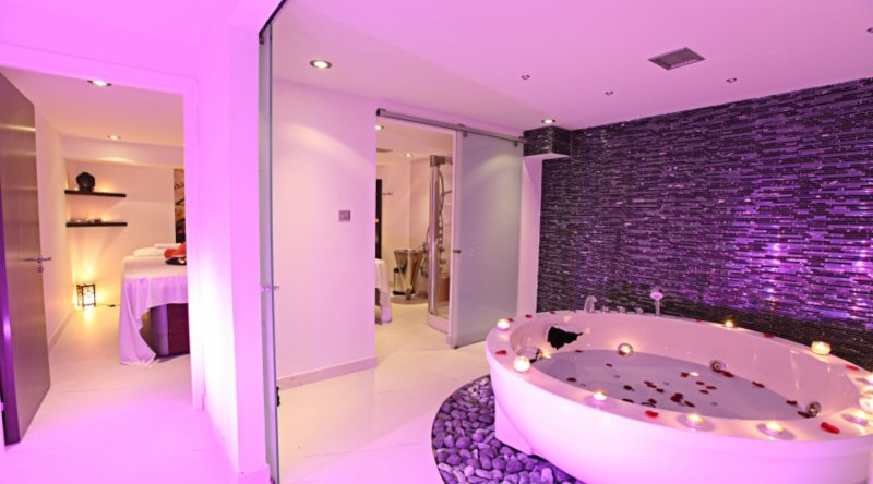 Dél-Ciprus utazás The Dome Beach Hotel