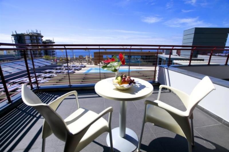 Madeira Funchal utazás Hotel Four Views Monumental