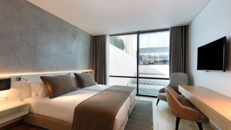 7 nap / 5 éjszakás városnézés Lisszabonban Hotel *****