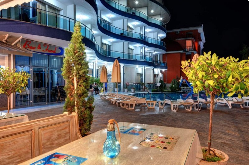 Blue Bay Hotel Napospart