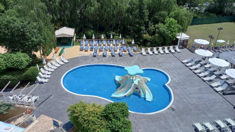 Napospart utazás utazás Hotel Aquamarine