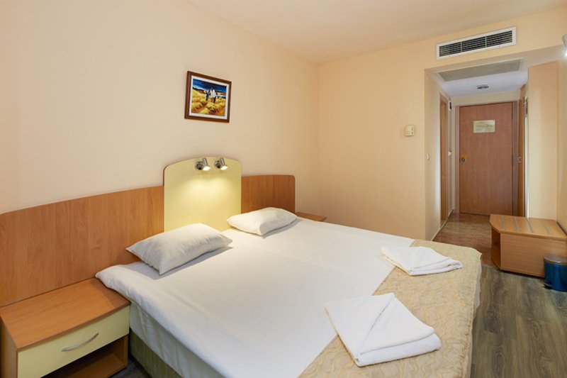 Napospart utazás Hotel Diamond