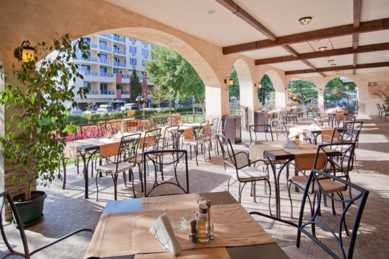 Napospart utazás Kotva Hotel