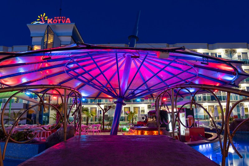 Napospart utazás Kotva Hotel