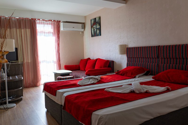 Napospart utazás Kotva Hotel