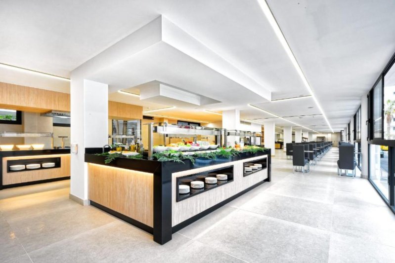 Tenerife utazás Aparthotel Parque La Paz