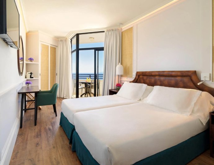 Tenerife utazás H10 Conquistador Hotel