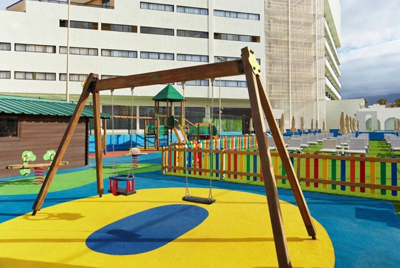 Tenerife utazás H10 Conquistador Hotel