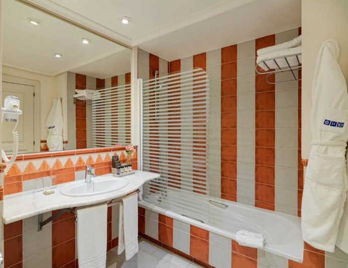 Tenerife utazás H10 Costa Adeje Palace Hotel