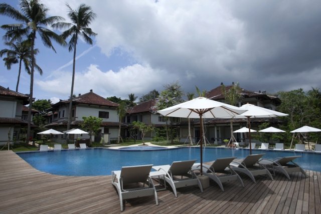 Bali utazás Hotel Grand Whiz