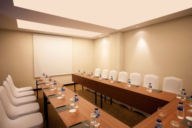 Hotel Grand Whiz Bali