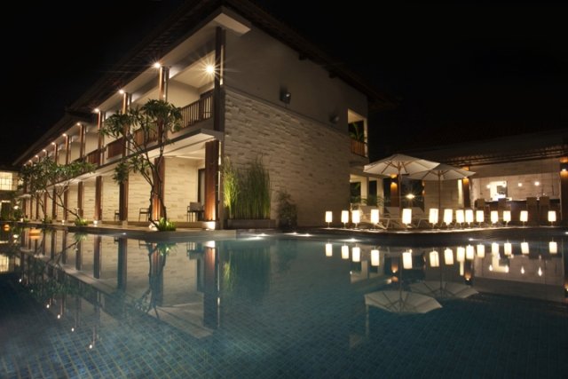 Bali utazás Hotel Grand Whiz