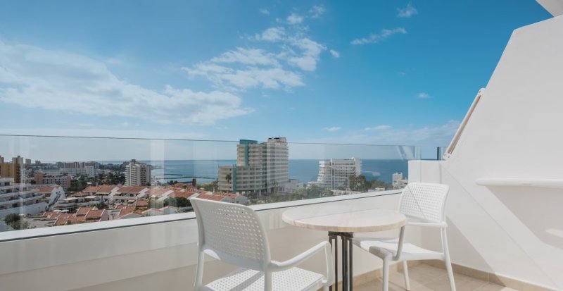 Tenerife utazás Hotel Iberostar Waves Las Dalias