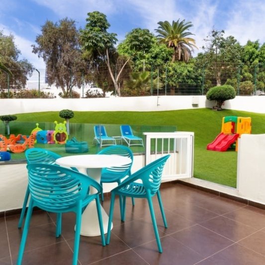 utazás Hovima La Pinta Beachfront Family Hotel Tenerife