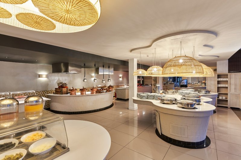 Mauritius utazás The Ravenala Attitude Hotel