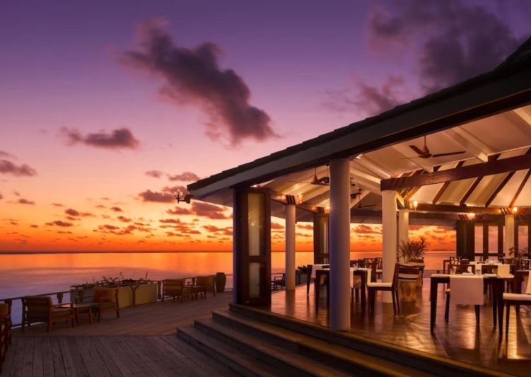 Maldív-szigetek utazás Villa Park Resort Maldives