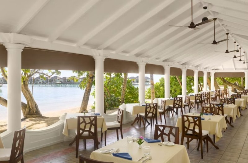 Maldív-szigetek utazás Villa Park Resort Maldives