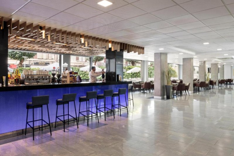 Best Los Angeles Hotel Costa Dorada