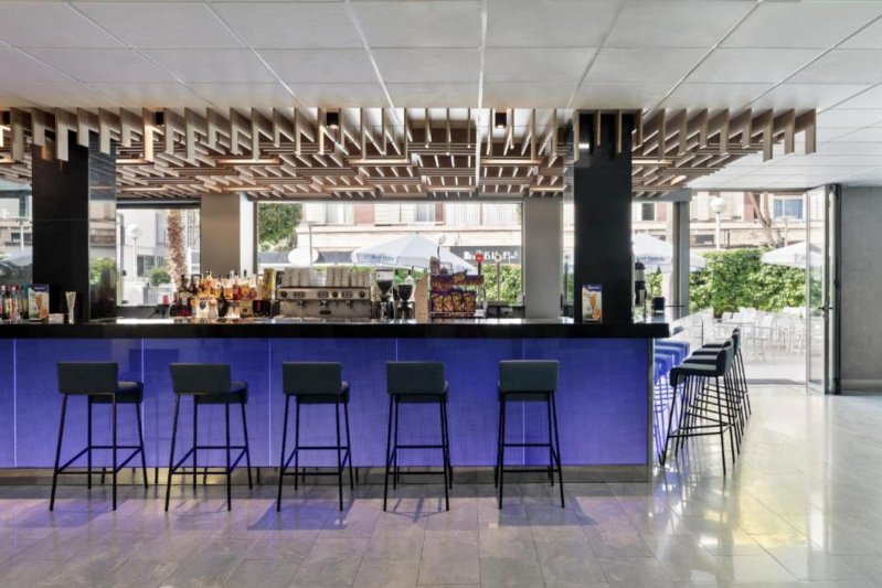 Best Los Angeles Hotel Costa Dorada
