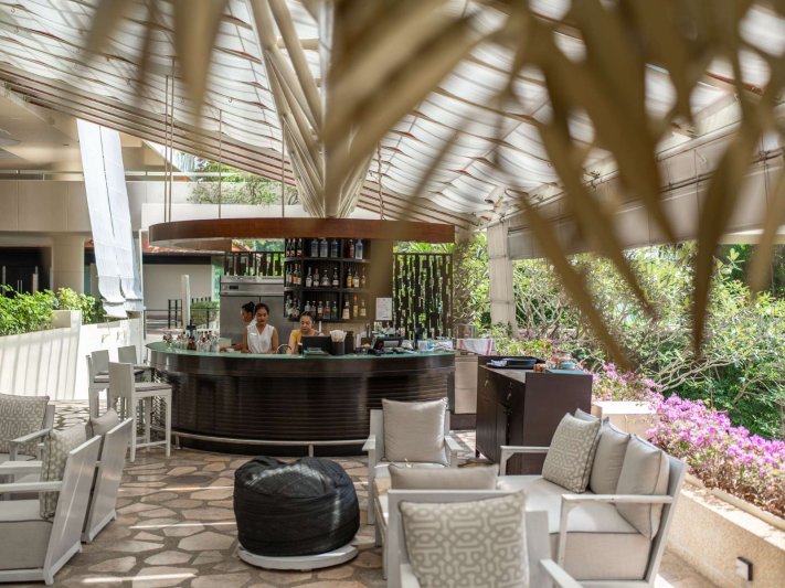 Phuket utazás utazás Pullman Phuket Karon Beach Resort