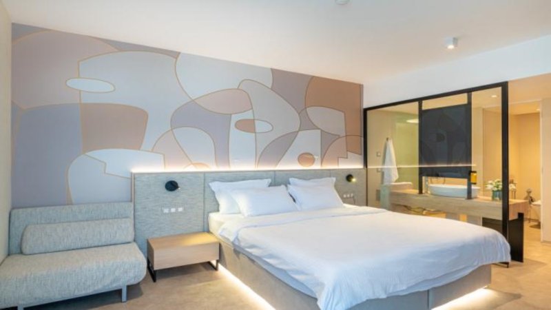 Napospart utazás Zenith Hotel