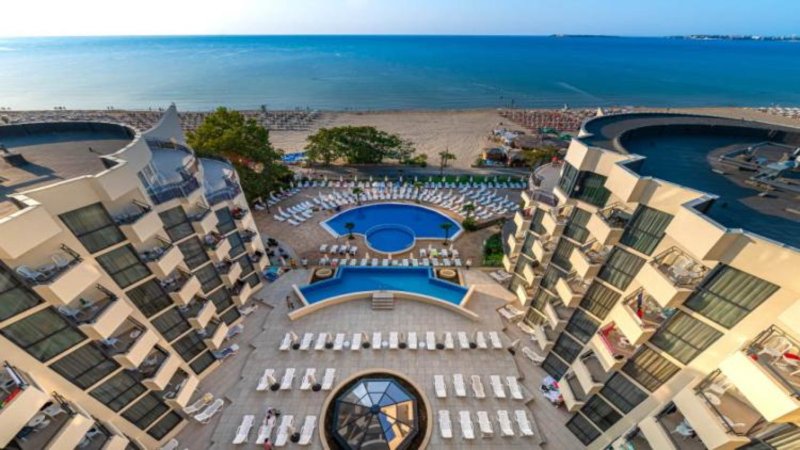 Napospart utazás Zenith Hotel