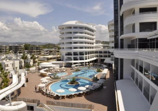 Alanya utazás Hotel Laguna Beach Alya Resort